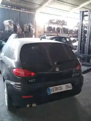 Veículo de Sucata alfa romeo 147 (190) 1.6 16v cat do ano 2001 alimentado ar32104
