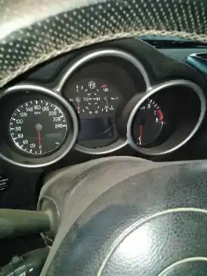 Veículo de Sucata alfa romeo 147 (190) 1.6 16v cat do ano 2001 alimentado ar32104