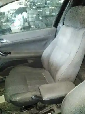 Veículo de Sucata alfa romeo 147 (190) 1.6 16v cat do ano 2001 alimentado ar32104