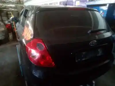 Scrapping Vehicle kia ceed emotion 116 cv / 85 kw of the year 2007 powered d4fb