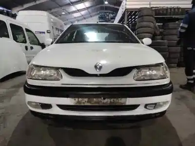 Veicolo di demolizione RENAULT LAGUNA (B56) 2.2 Turbodiesel dell'anno 1996 alimentato G8T760
