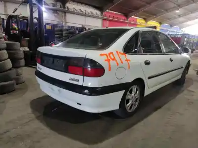 Veículo de Sucata renault laguna (b56) 2.2 turbodiesel do ano 1996 alimentado g8t760