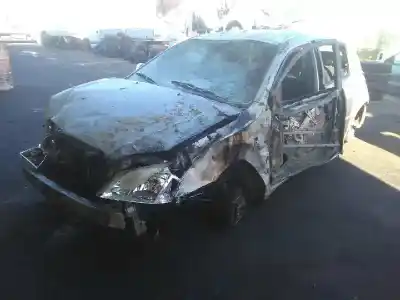 Veicolo di demolizione toyota corolla (e12) 2.0 d-cat dell'anno 2003 alimentato d 1cd-ftv