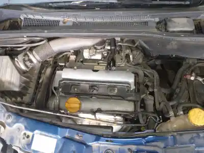 Sloopvoertuig opel meriva enjoy van het jaar 2004 aangedreven z18xe