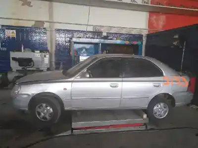 Veicolo di demolizione hyundai accent (lc) * dell'anno 2000 alimentato 
