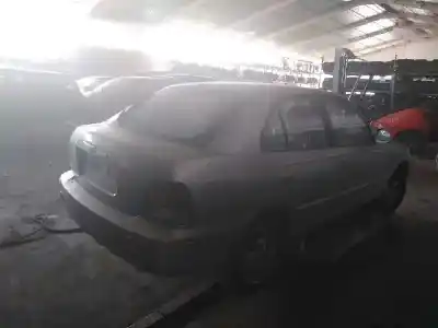 Veicolo di demolizione hyundai accent (lc) * dell'anno 2000 alimentato 