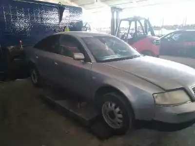 Sloopvoertuig audi a6 berlina (4b2) 1.8 125 cv / 92 kw van het jaar 1998 aangedreven 