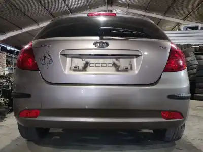 Sloopvoertuig kia ceed concept 116 cv / 85 kw van het jaar 2007 aangedreven d4fb