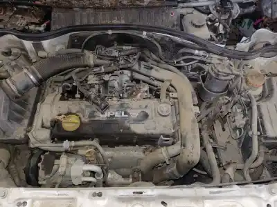 Sloopvoertuig opel corsa c furgoneta/hatchback (x01) 1.7 di 16v (f08, w5l) van het jaar 2003 aangedreven y17dtl