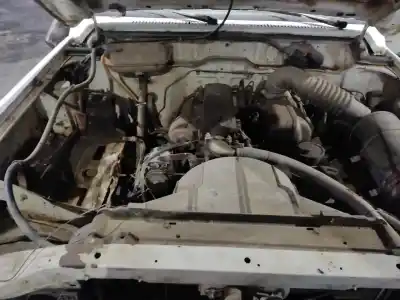 Veículo de Sucata nissan patrol 260 do ano 1985 alimentado diesel-4