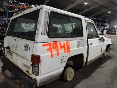 Veículo de Sucata nissan patrol 260 do ano 1985 alimentado diesel-4