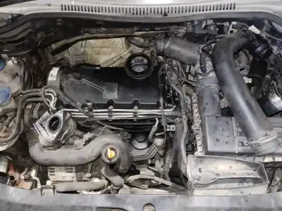 Здавання транспортного засобу seat leon (1p1) reference року 2007 потужний bxe