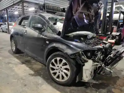 Здавання транспортного засобу seat leon (1p1) reference року 2012 потужний cay