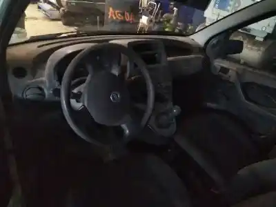 Veículo de Sucata fiat panda (169) 1.3 16v jtd dynamic do ano 2007 alimentado 188a8000