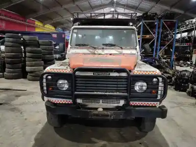 Scrapping Vehicle LAND ROVER DEFENDER (LD) TD5 110 Familiar (90kW) of the year 1999 powered 10P
