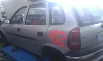 Veículo de Sucata opel corsa b 1.0 12v cat (x 10 xe / lw3) do ano 2001 alimentado x1oxe