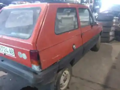 Sloopvoertuig fiat panda (169) fiat panda van het jaar 2001 aangedreven 