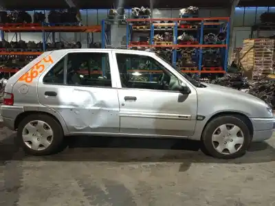 Veículo de Sucata citroen saxo * do ano 2001 alimentado vjx