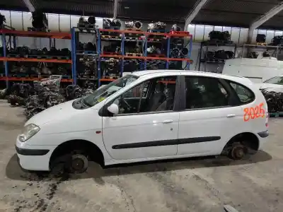Здавання транспортного засобу renault megane i scenic (ja0) 1.9 dti diesel cat 98 cv / 72 kw року 2003 потужний f9q k7