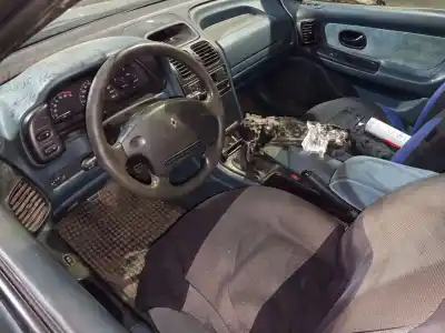 Sloopvoertuig renault laguna (b56) 2.0 anade van het jaar 1995 aangedreven f3r