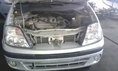 Veicolo di demolizione renault megane scénic (ja0/1_) 1.6 16v (ja0b ja04 ja11 ja00) dell'anno 2001 alimentato k4m