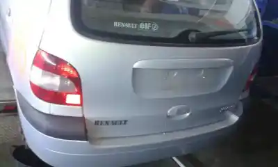 Veicolo di demolizione RENAULT MEGANE SCÉNIC (JA0/1_) 1.6 16V (JA0B JA04 JA11 JA00) dell'anno 2001 alimentato K4M