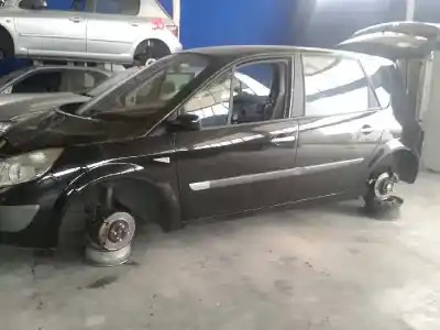 Scrapping Vehicle renault scénic ii (jm0/1_) 1.6 (jm0c jm0j jm1b) of the year 2005 powered k4m t7