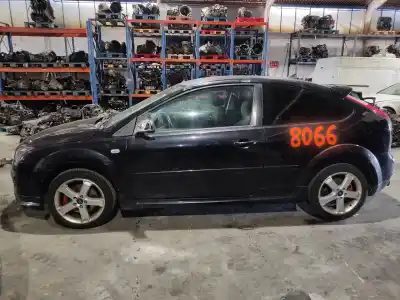 Veículo de Sucata ford focus berlina (cap) ambiente (d) do ano 2007 alimentado kkda