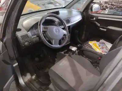 Veicolo di demolizione opel meriva cosmo dell'anno 2001 alimentato y17dt