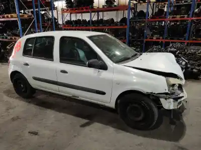 Здавання транспортного засобу renault clio ii fase ii (b/cb0) authentique року 2004 потужний d7fg7
