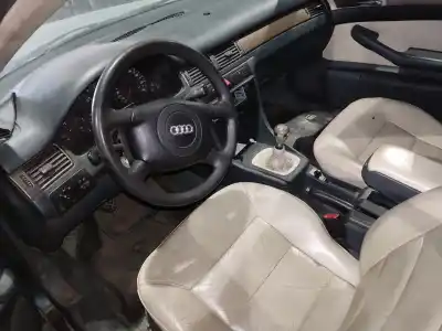 Scrapping Vehicle audi a6 berlina (4b2) 2.4 (121kw) of the year 2001 powered aga