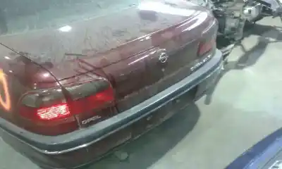 Veículo de Sucata opel omega b 2.0 16v cat (x 20 xev / l34) do ano 1998 alimentado x20xev