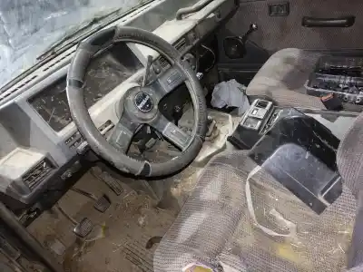 Veículo de Sucata nissan patrol cy260 do ano 1990 alimentado rd28