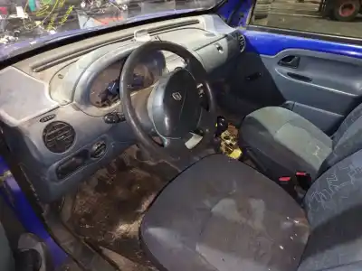 Здавання транспортного засобу renault kangoo (f/kc0) authentique 64 cv / 47 kw року 2001 потужний f8q p6 Здавання транспортного засобу renault kangoo (f/kc0) authentique 64 cv / 47 kw року 2001 потужний f8q p6