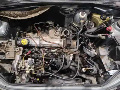 Здавання транспортного засобу renault kangoo (f/kc0) authentique 64 cv / 47 kw року 1998 потужний f8q Здавання транспортного засобу renault kangoo (f/kc0) authentique 64 cv / 47 kw року 1998 потужний f8q