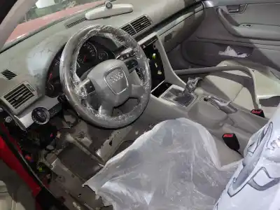 Veículo de Sucata audi a4 berlina (8e) 1.8 20v turbo do ano 2007 alimentado bfb