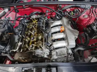 Veículo de Sucata audi a4 berlina (8e) 1.8 20v turbo do ano 2007 alimentado bfb