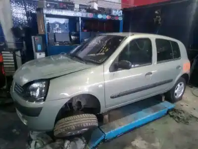 Scrapping Vehicle renault clio ii fase ii (b/cb0) 1.5 dci diesel 65 cv / 48 kw of the year 2003 powered k9k a7
