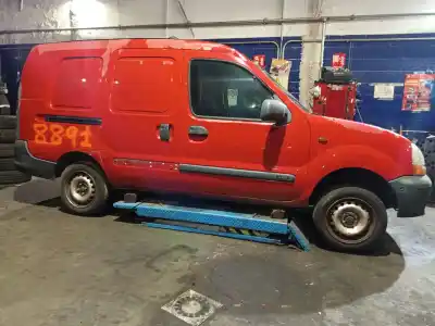 Здавання транспортного засобу renault kangoo (f/kc0) alize 64 cv / 47 kw року 2001 потужний f8q k6