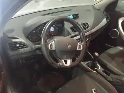 Veículo de Sucata renault fluence 1.5 dynamique [1.5 ltr. - 78 kw dci diesel] do ano 2010 alimentado k9k