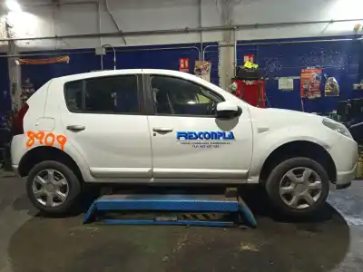Veicolo di demolizione dacia sandero ambiance dell'anno 2011 alimentato k9k e8