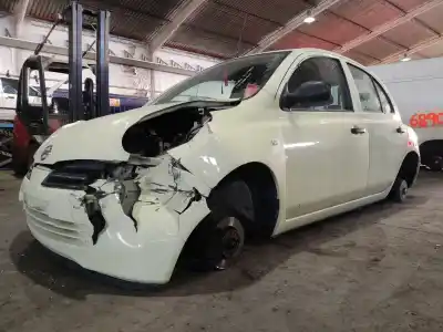 Veículo de Sucata nissan micra (k12e) acenta do ano 2004 alimentado cg12de