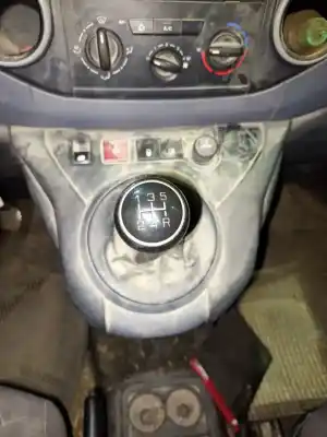Здавання транспортного засобу citroen berlingo cuadro l1 року 2012 потужний 9h06