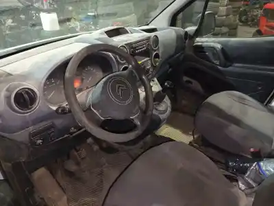 Здавання транспортного засобу citroen berlingo cuadro l1 року 2012 потужний 9h06