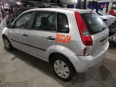 Veículo de Sucata ford fiesta (cbk) ambiente do ano 2002 alimentado f6ja