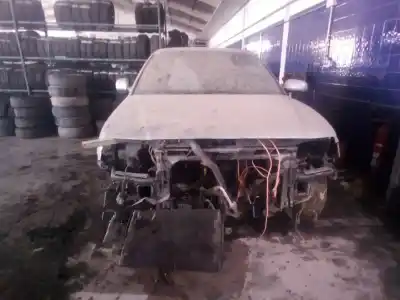 Здавання транспортного засобу audi a3 (8l1) 1.8 року 1998 потужний agn
