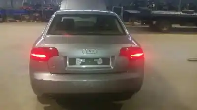 Veículo de Sucata audi a4 berlina (8e) 2.5 tdi (120kw) do ano 2001 alimentado bdg