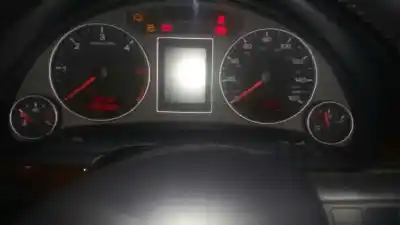 Veículo de Sucata audi a4 berlina (8e) 2.5 tdi (120kw) do ano 2001 alimentado bdg