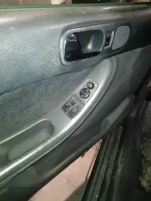 Veicolo di demolizione audi a3 (8l1) 1.8 dell'anno 1999 alimentato agn