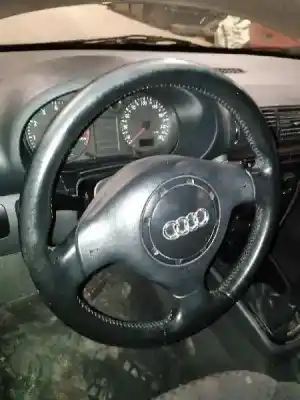 Veicolo di demolizione audi a3 (8l1) 1.8 dell'anno 1999 alimentato agn